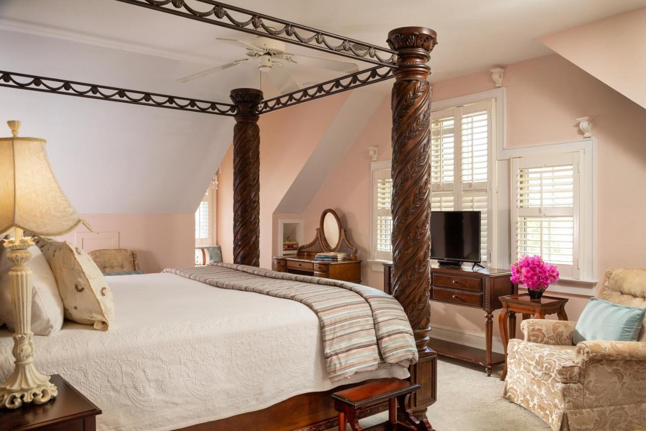 White Doe Inn Bed & Breakfast Manteo Exterior foto