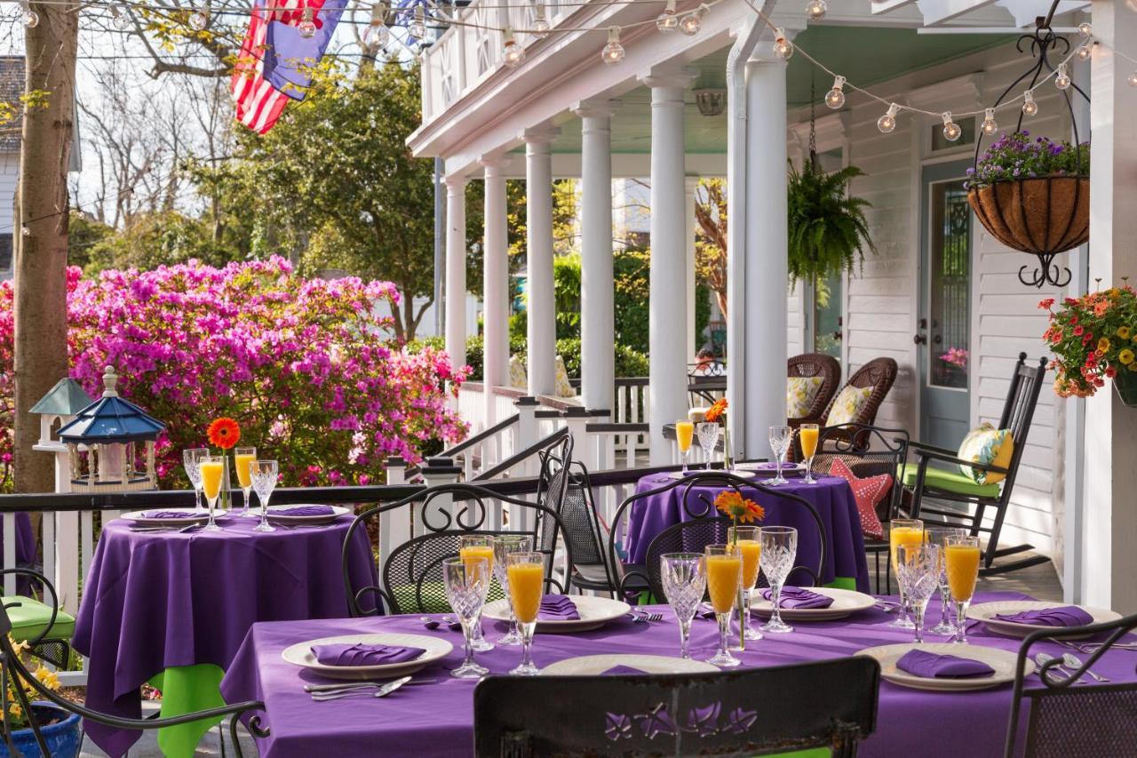 White Doe Inn Bed & Breakfast Manteo Exterior foto