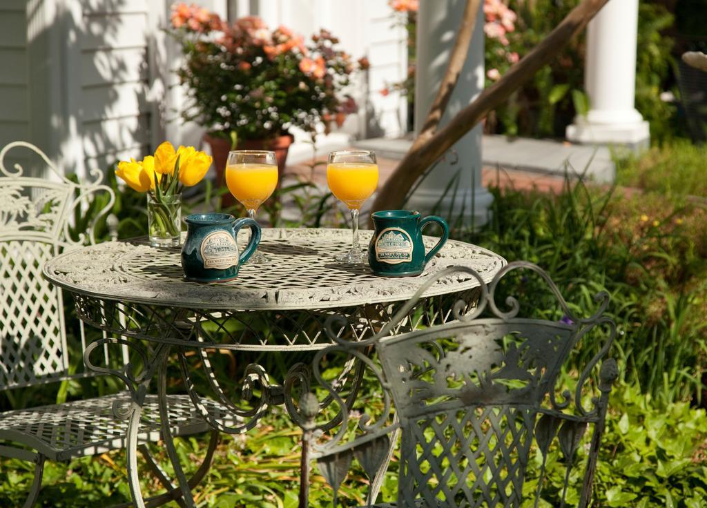 White Doe Inn Bed & Breakfast Manteo Exterior foto
